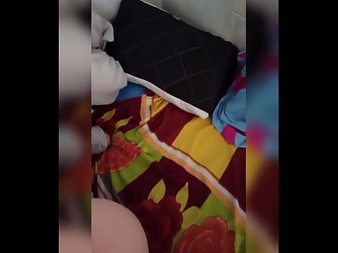 ❤️ A minha colega de quarto fica sozinha em casa porque o seu marido vai de férias e eu aproveito a oportunidade para a foder e encher-lhe o cu de leite ❤️❌ Porno vídeo em nós